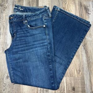 American Eagle stretch favorite boyfriend jeans